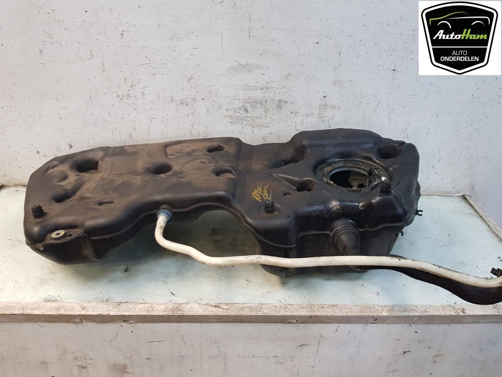 RESERVOIR Q5 (FYB / FYG) (|80A201021|80A20101|80A201060BH|), Auto-Union-Straße  1,
85057  Ingolstadt, DE, Info@audi.de, Audi, Utilisé
