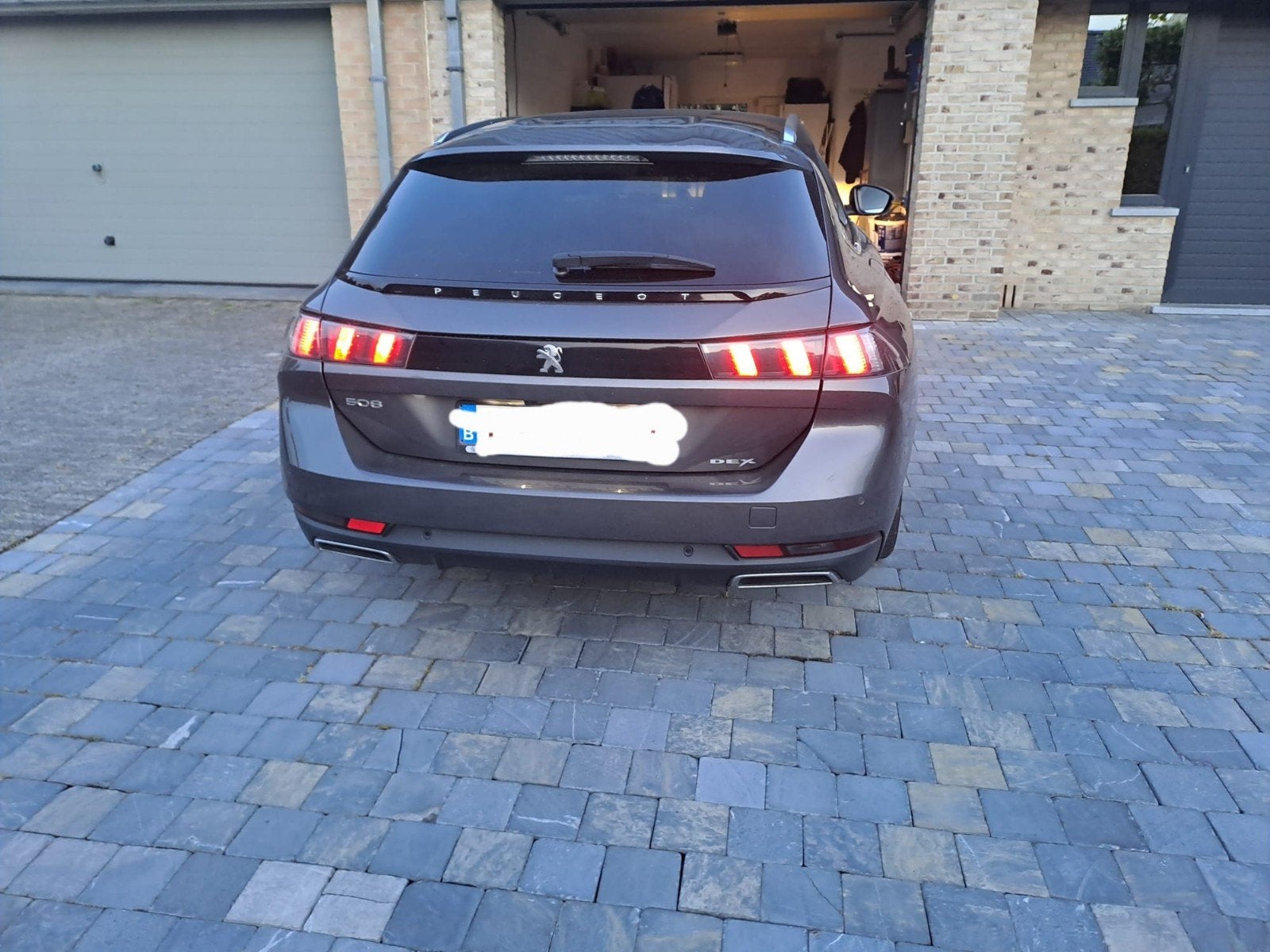 Peugeot 508 SW version Allure, Cuir, Achat, Capteur de lumière, 5 portes