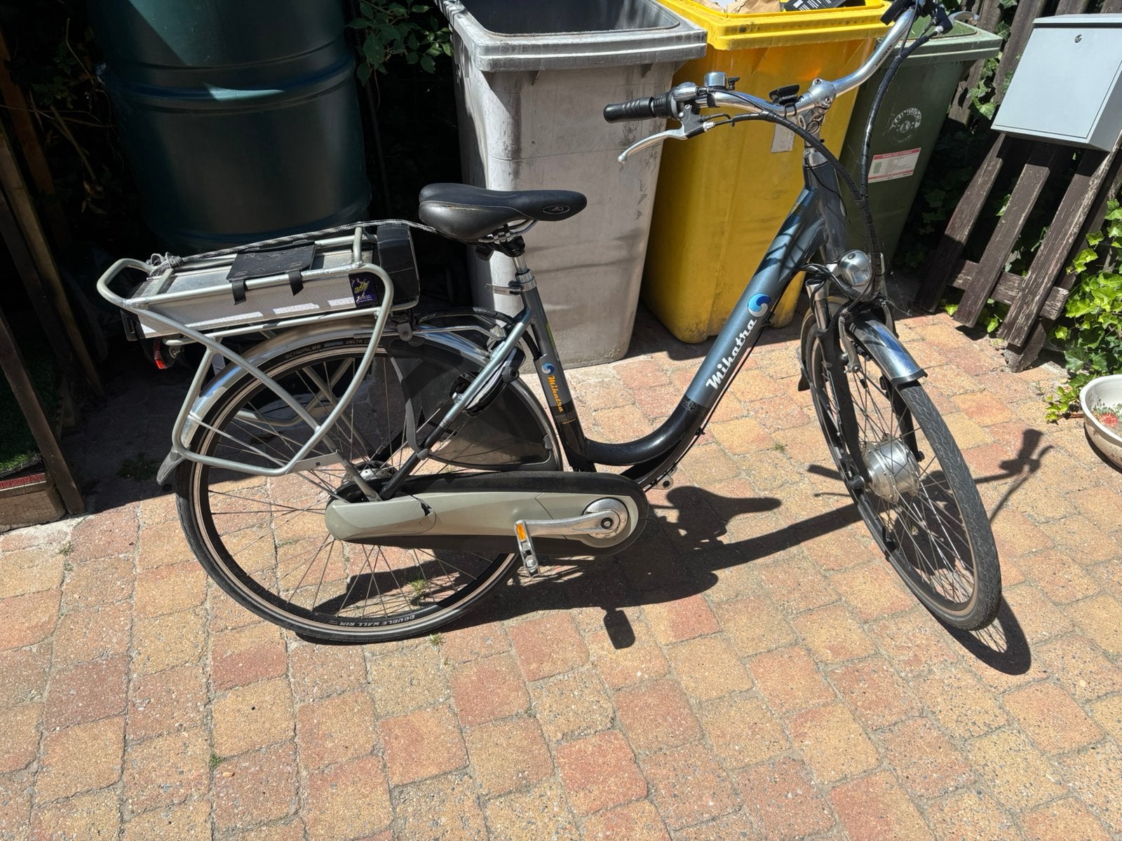 Vélo électrique Mihatra pour femmes, Enlèvement, Utilisé