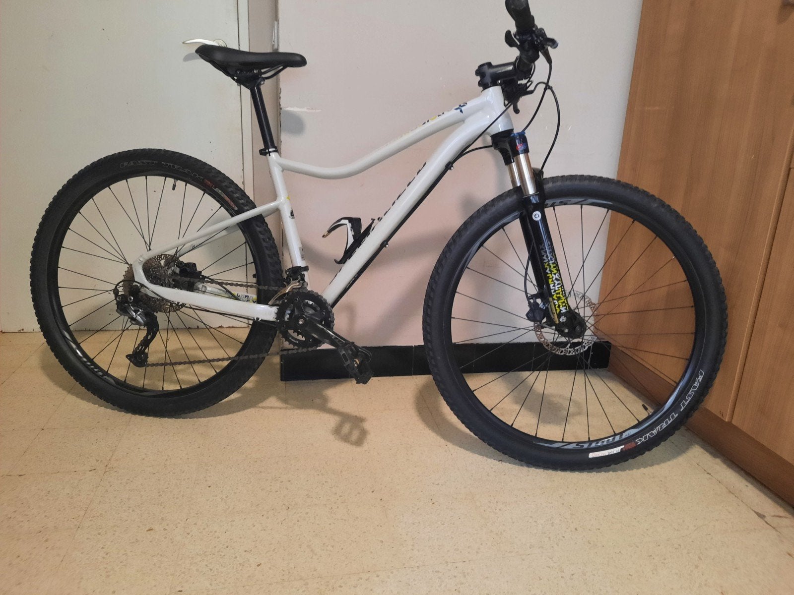 Très beau VTT Specialized Rockhopper, Vélos & Vélomoteurs, Enlèvement ou Envoi