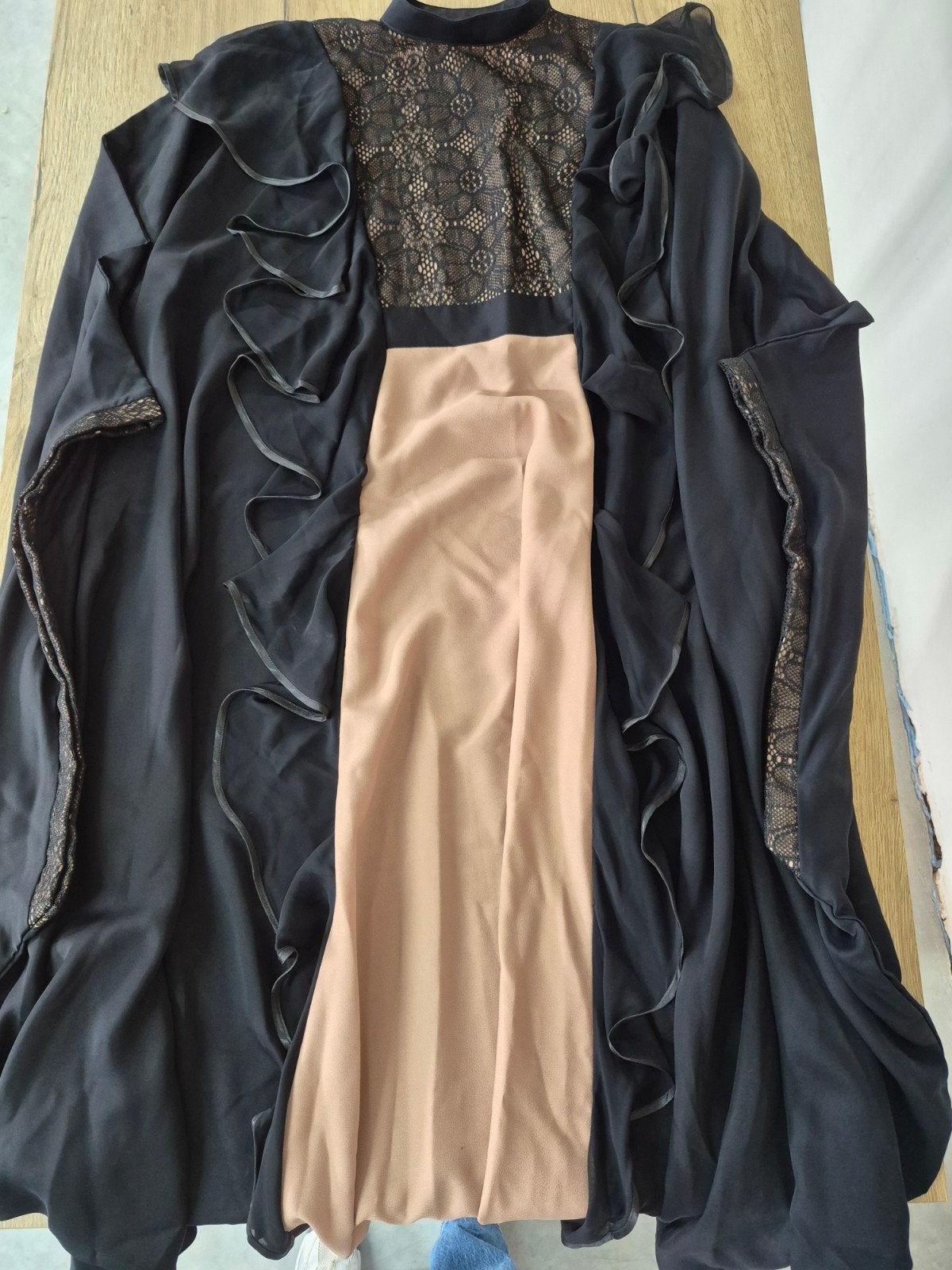 Supermooie Muslima jurk uit Oman Maat S / M zwart bruin, Kleding | Dames, Ophalen, Maat 36 (S), Jurk