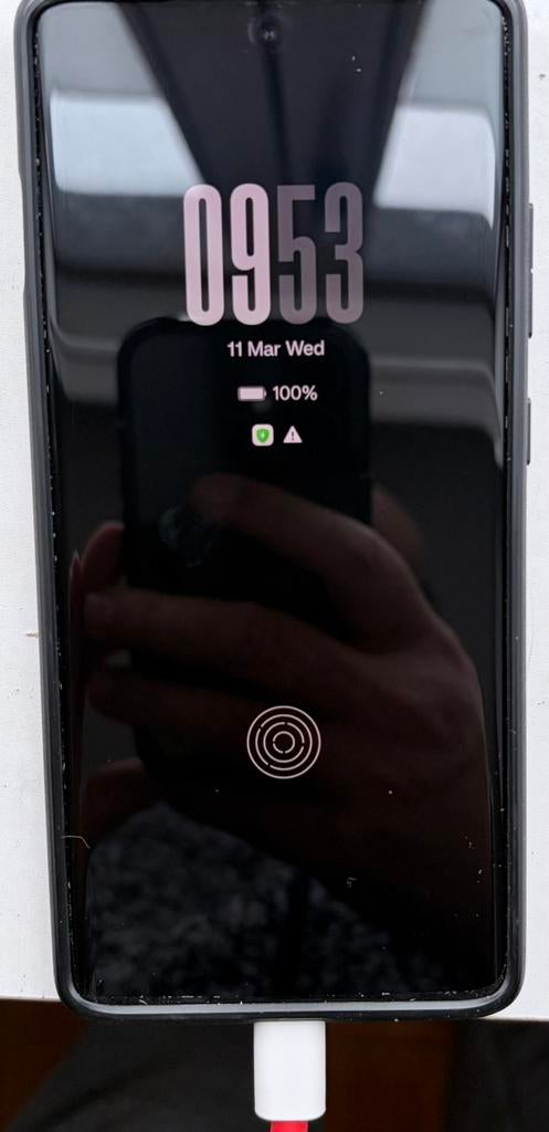 OnePlus 12r  (256gb)+ charger - 200€, Telecommunicatie, Mobiele telefoons | Overige merken, Ophalen of Verzenden, Zo goed als nieuw
