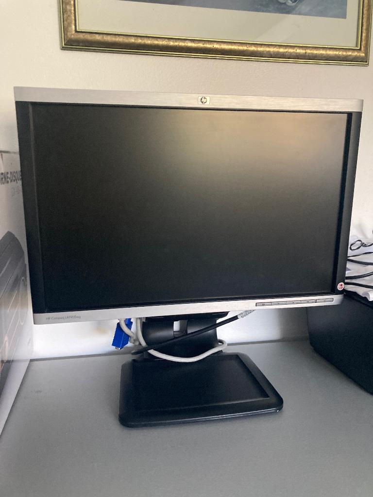 Écran HP, Informatique & Logiciels, Moniteurs, Moins de 1 ms, Full HD, Comme neuf, Enlèvement