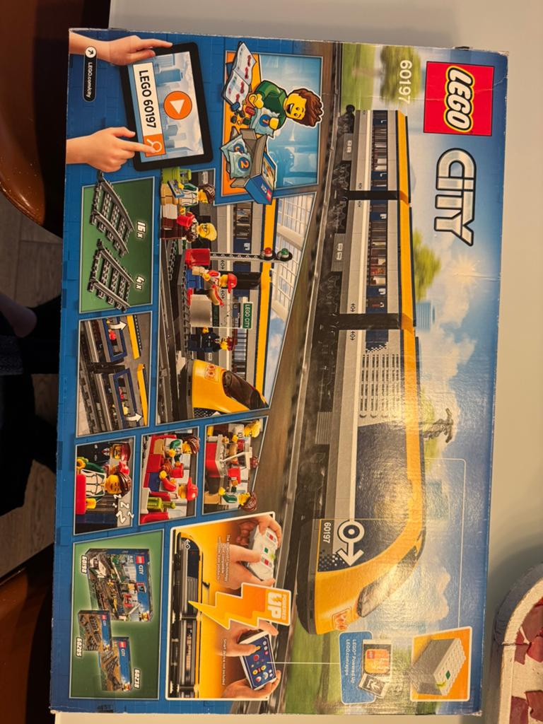 Lego City treinset 60197, Ophalen, Zo goed als nieuw, Lego, City