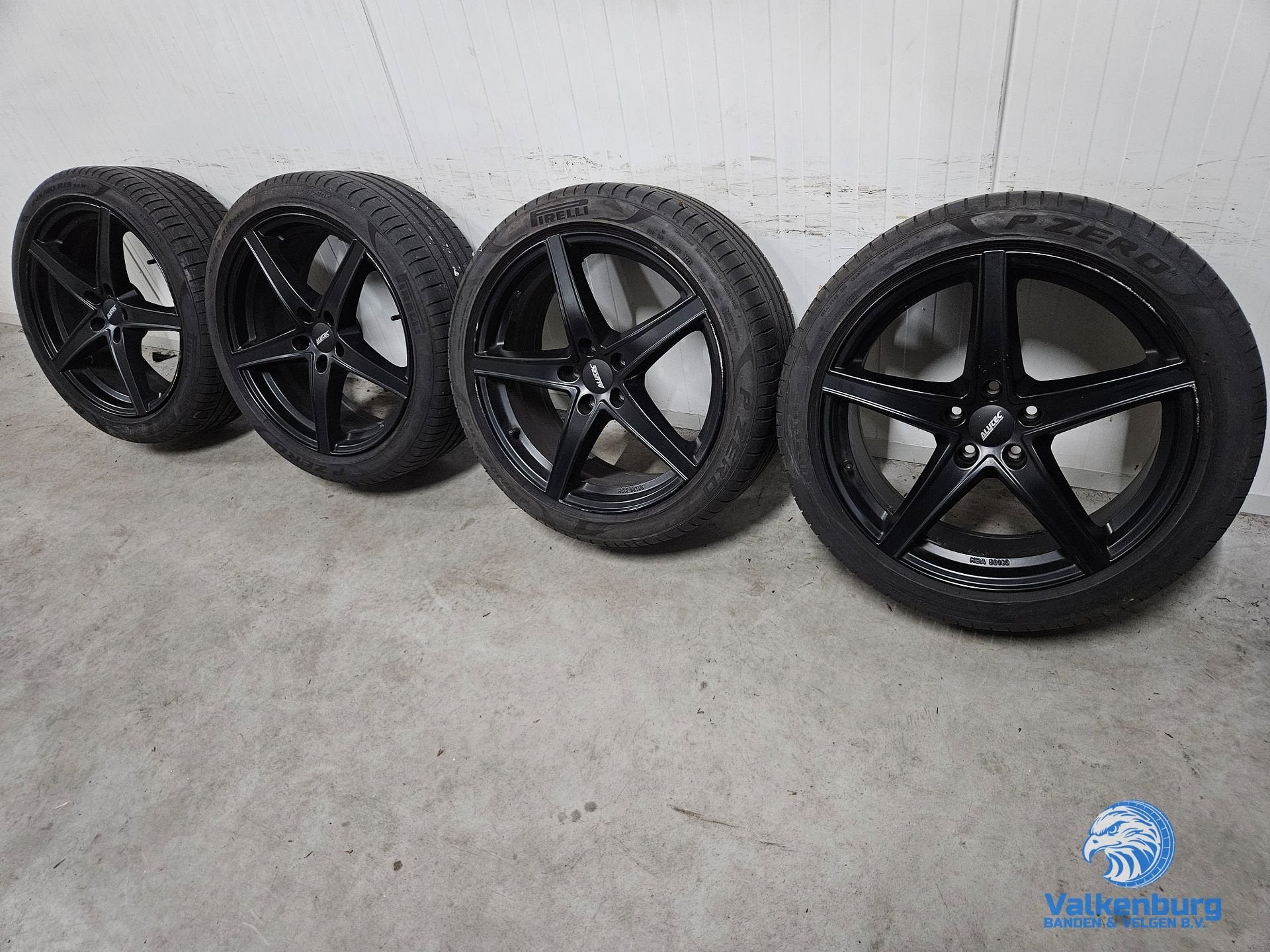 6-7mm! VAG VW Audi Mercedes BMW Seat Cupra 19 inch zwarte ve, 19 inch, -, -, Banden en Velgen