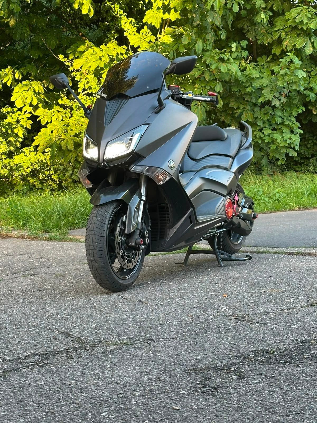 Tmax 530 omgebouwd naar 560 bigbore Malossi, Motoren, Particulier, Scooter, Sportuitlaat