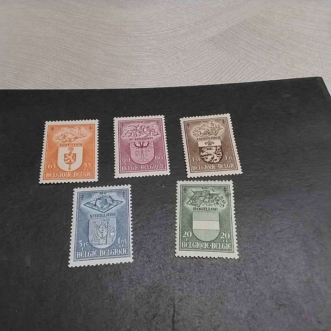 BELGIE  756/760 scharnier met cote 21,00 €, Ophalen of Verzenden