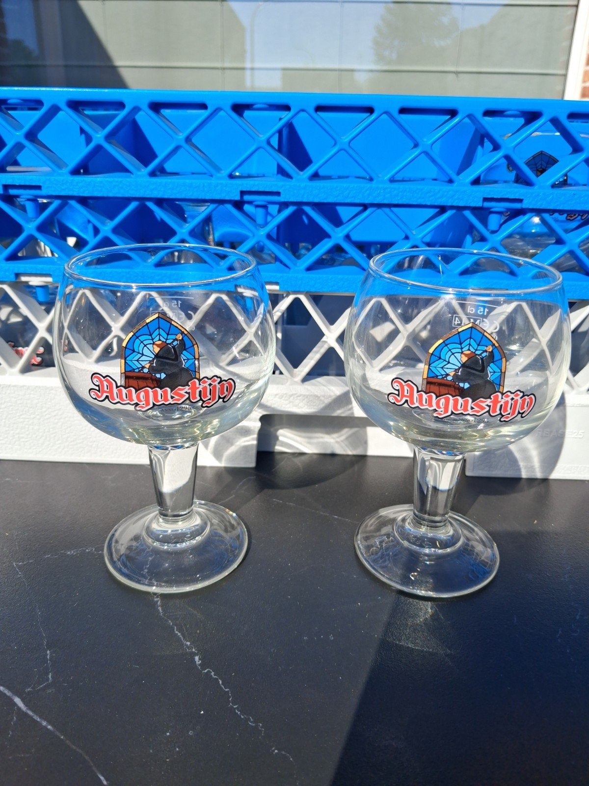Te koop Augustijn glazen 25 cl + bak, Verzamelen, Ophalen, Zo goed als nieuw