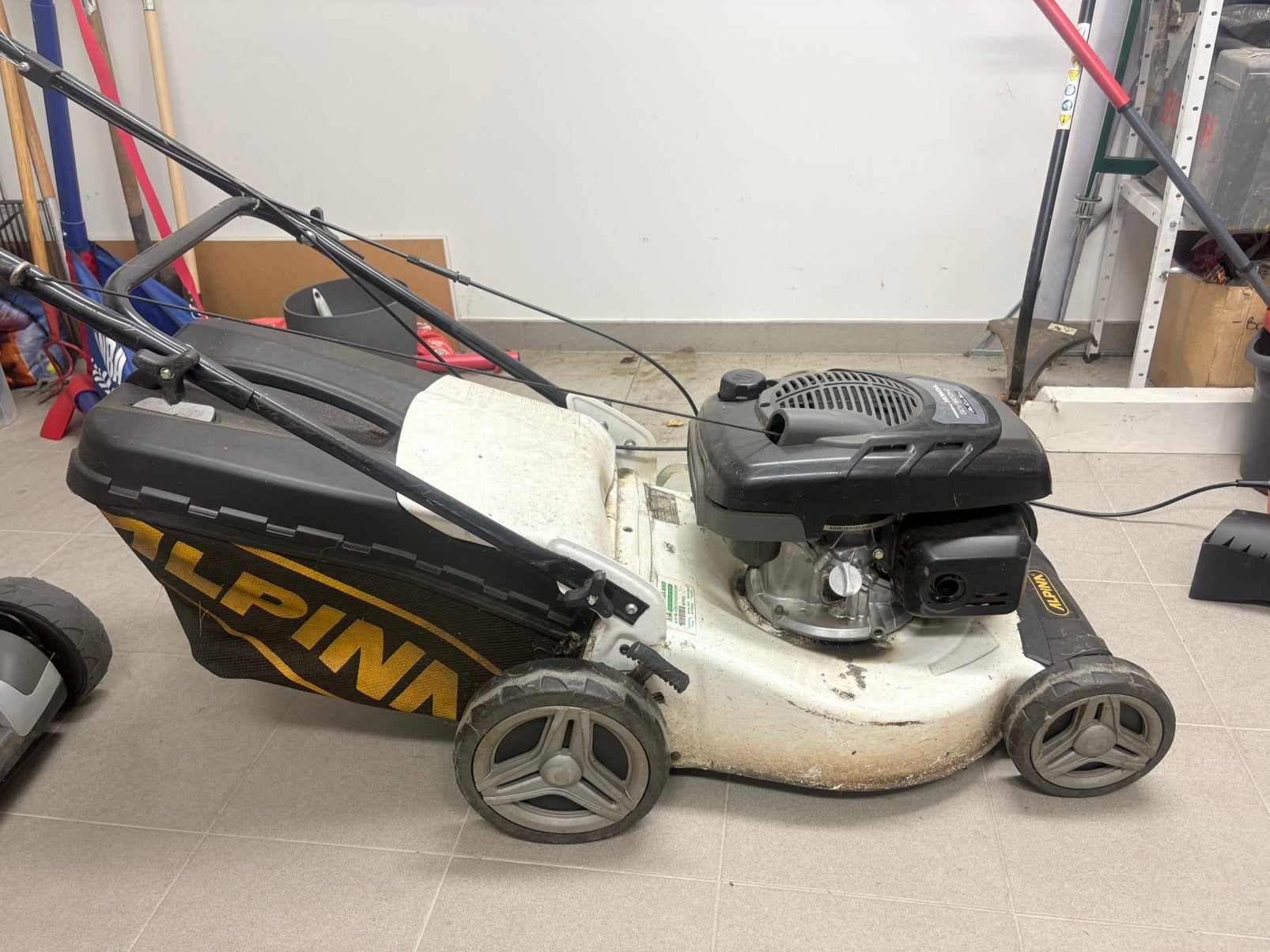 Grasmaaier te koop. Voor de klusser. Start niet meer., Tondeuse rotative, Fonction de mulching, Tondeuses à gazon à essence, 40 à 49 cm