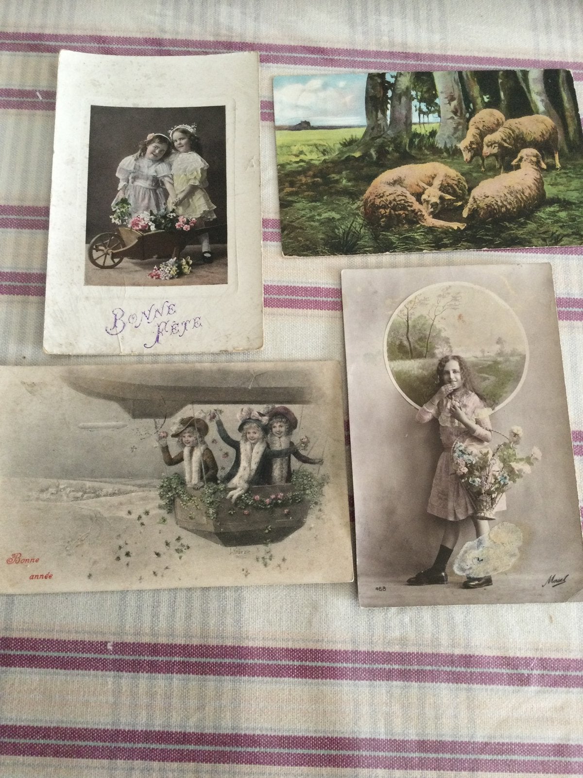 4 cartes postales anciennes en couleur, Collections, Enlèvement ou Envoi, Utilisé