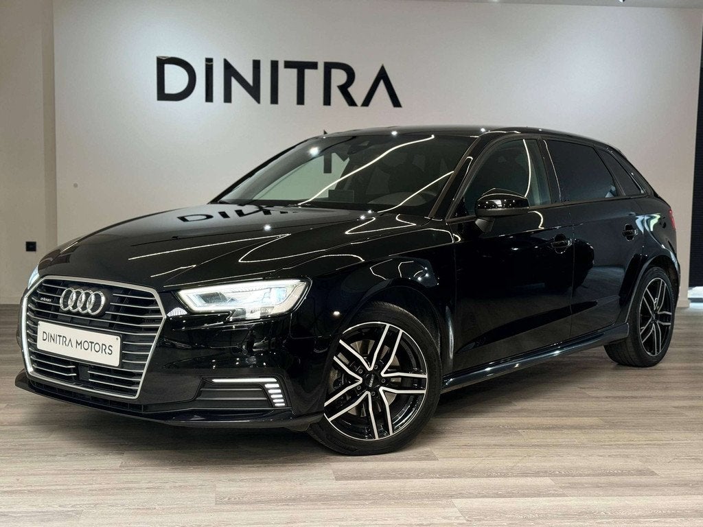 Audi A3 E-tron 40 Sportback S tronic - Automaat/Navi/Zetelvw, Auto's, Automaat, Stof, Gebruikt, Overige brandstoffen