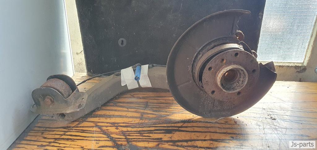 Draagarm links achter BMW 3-serie E46 318d touring, Gebruikt, -, -, Ophalen of Verzenden