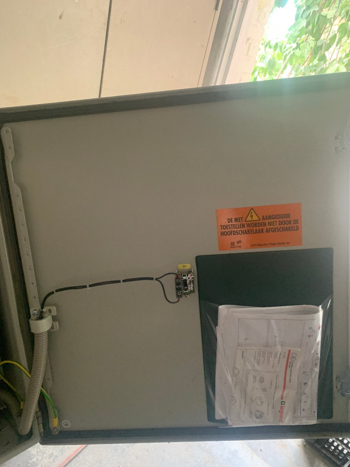 Electriciteitskast, Doe-het-zelf en Bouw, Ophalen, Zo goed als nieuw