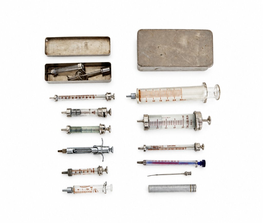 verzameling historische vintage  injectiespuiten, Enlèvement ou Envoi