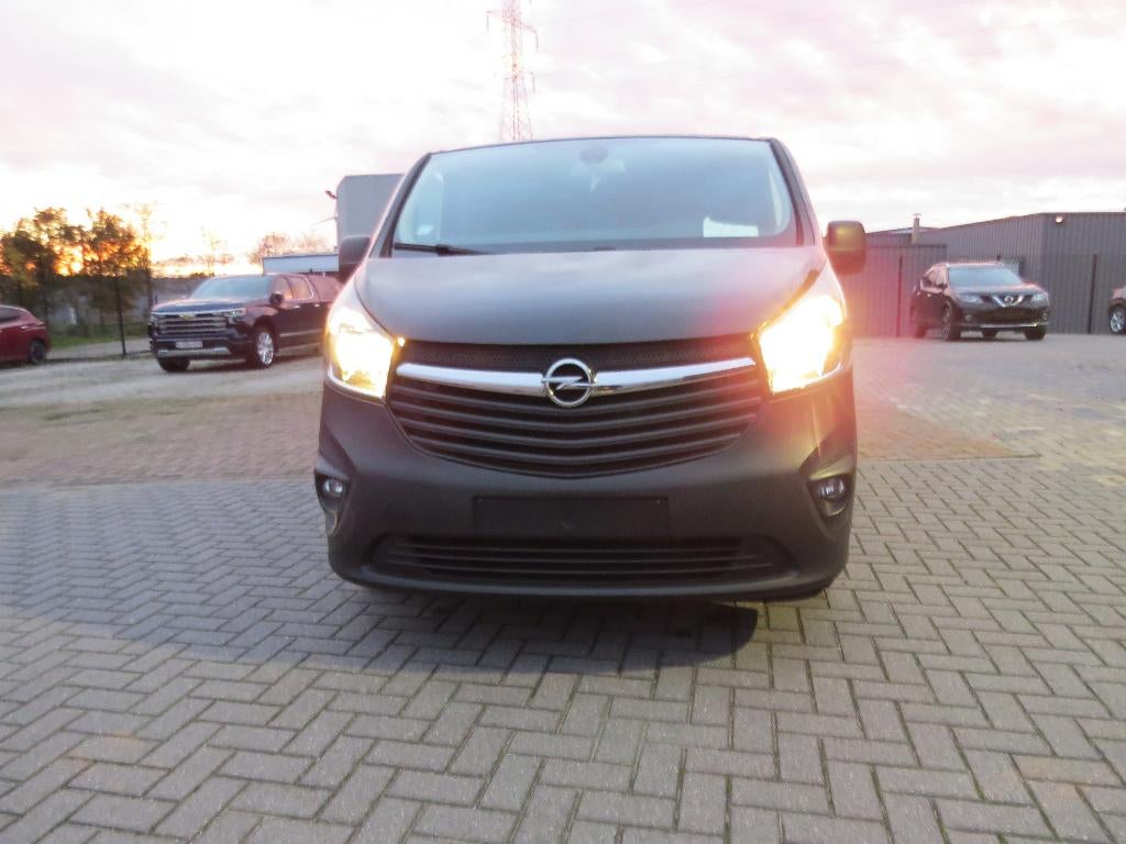 Opel Vivaro 1.6 D (CDTI) L2H1, Auto's, Voorwielaandrijving, Stof, 174 g/km, Euro 6