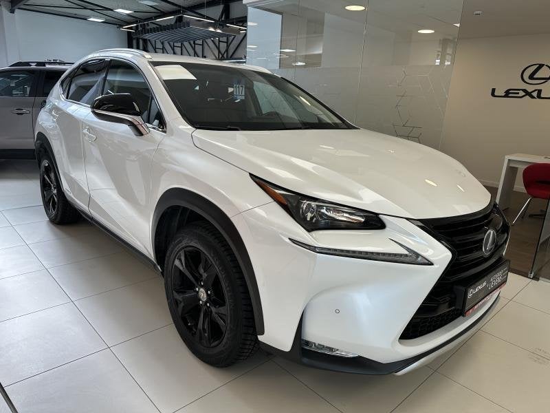 Lexus NX 2.5 HYB EXECUTIVE, Autos, Lexus, 121 g/km, https://public.car-pass.be/vhr/de27c837-8a9c-4a7a-880e-a98561d7d2d7, Euro 6