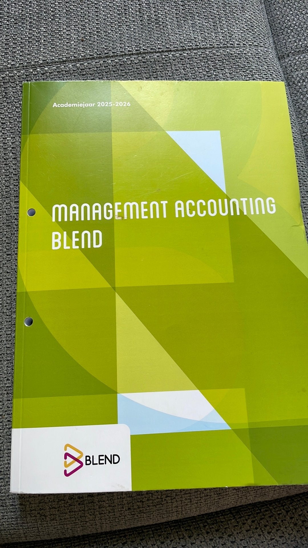 Managment accounting Blend, Ophalen, Zo goed als nieuw