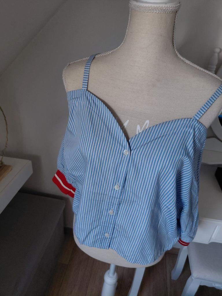 Mouwloos bloesje s / m, Kleding | Dames, Overige Dameskleding, Ophalen