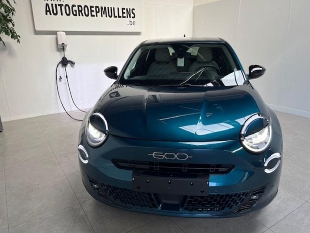 Fiat 600e 600 54 kWh La Prima, Autos, Fiat, Cruise Control, Achat, 5 portes, 5 places