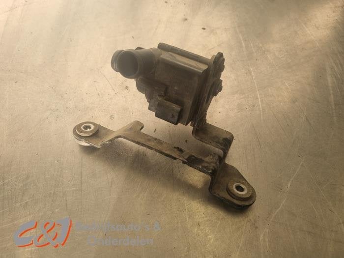 Extra waterpomp van een Volkswagen Crafter, Gebruikt, -, Volkswagen, -