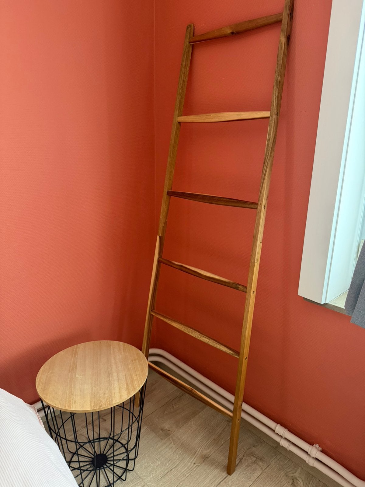 Decoratieve houten ladder, Doe-het-zelf en Bouw, Ladders en Trappen, Ophalen, Zo goed als nieuw, Ladder