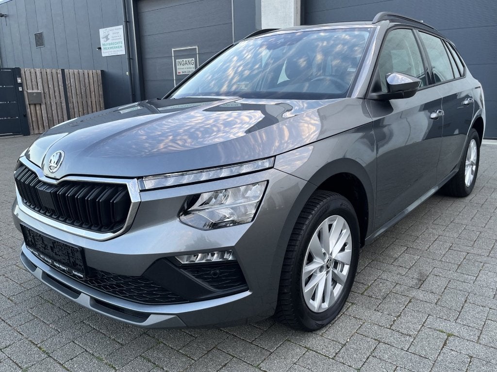 Skoda Kamiq TSI 116ch CAMERA*APP*Att.Remorq.Orig.*ÉTAT NEUF!, Argent ou Gris, Achat, Euro 6, Entreprise