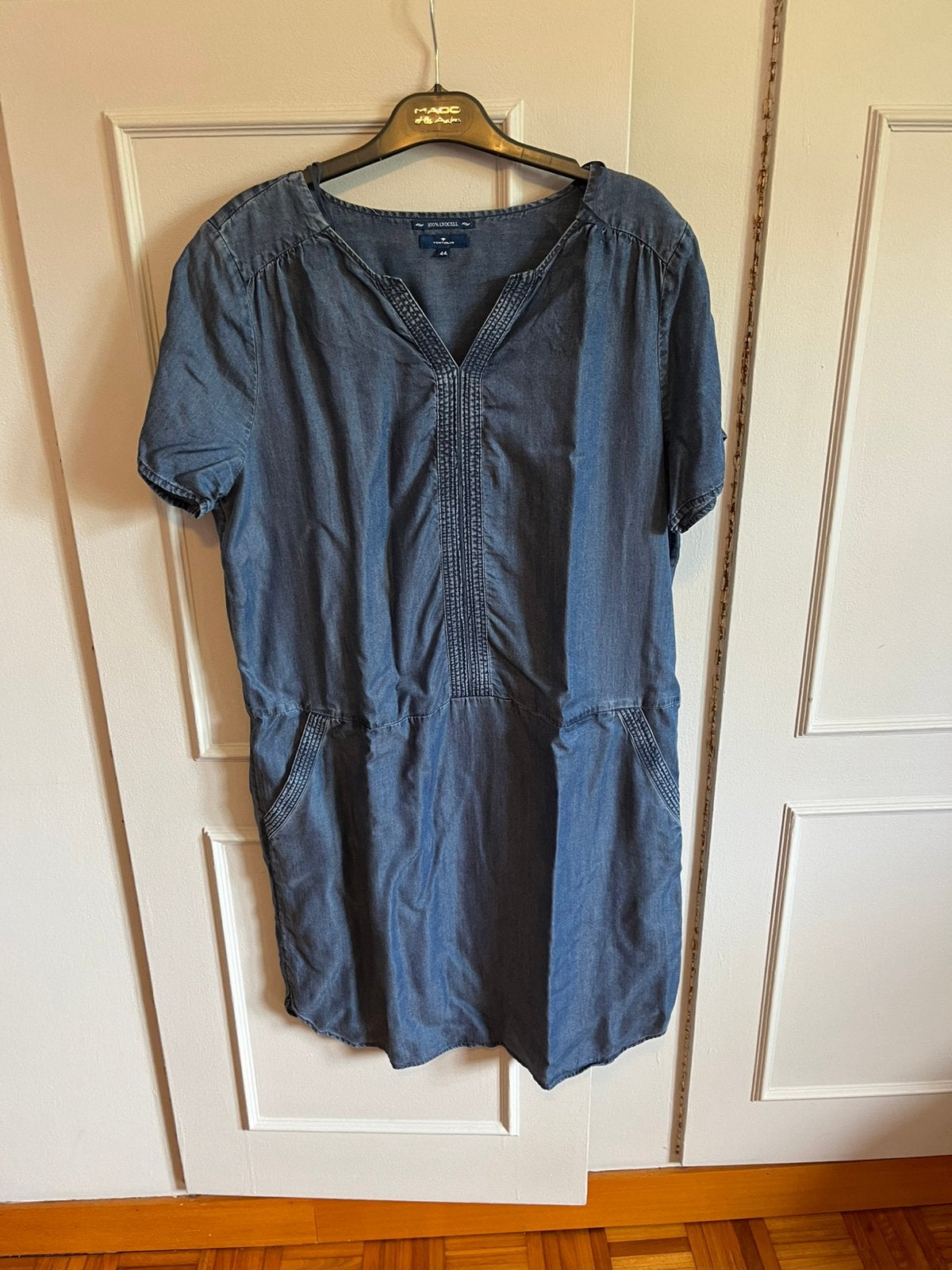 Blauw jeanskleed maat 44, Kleding | Dames, Ophalen of Verzenden, Zo goed als nieuw, Blauw, Jurk