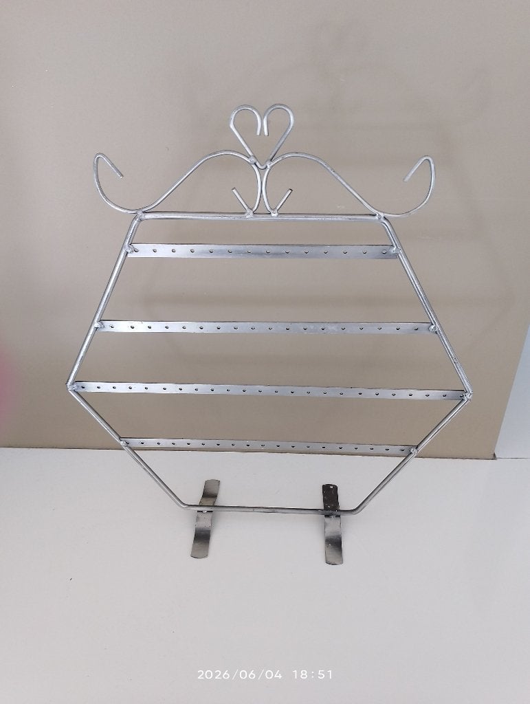 Juwelen rek voor oorringen,nog rekjes bij mijn zoekertjes, Ophalen of Verzenden, Nieuw, Zilver, Overige materialen