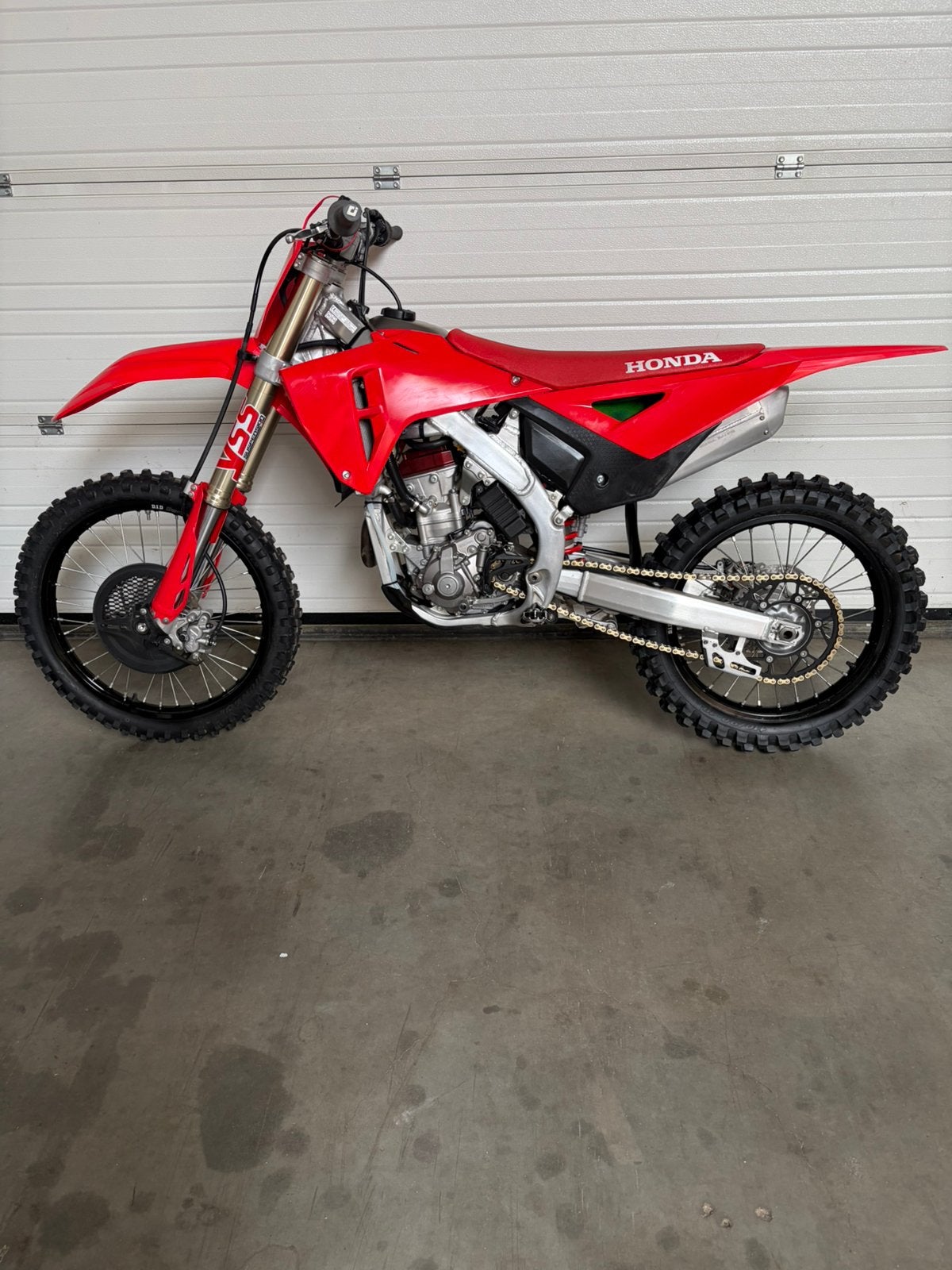 Honda crf 250R 2025, Motoren, Gebruikt, Particulier, Crossmotor, 1 cilinder