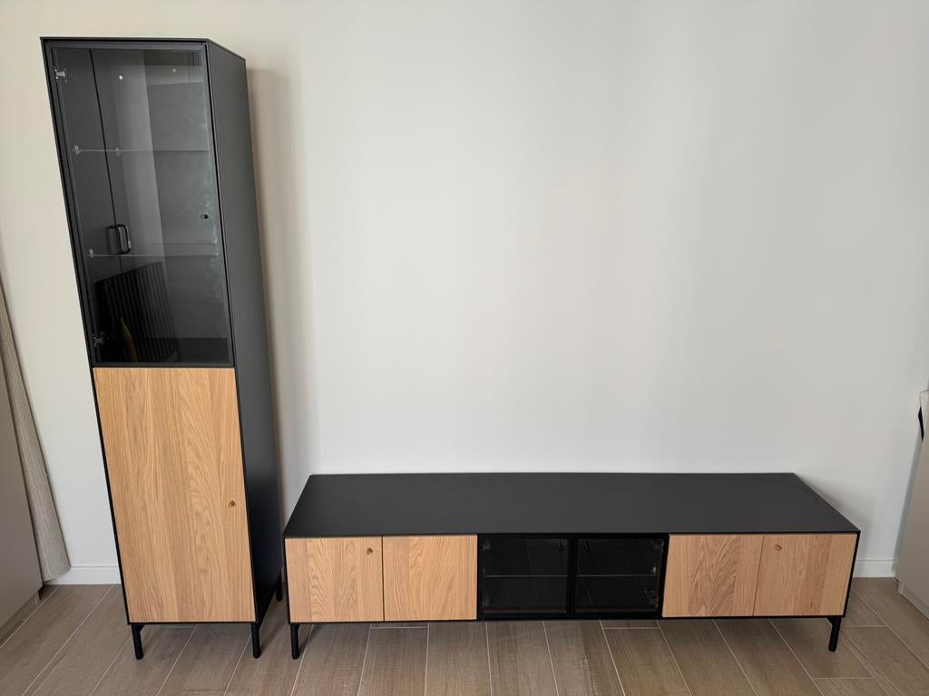 TV-meubel + vitrinekast in zwart/eik look, Huis en Inrichting, Ophalen, Gebruikt