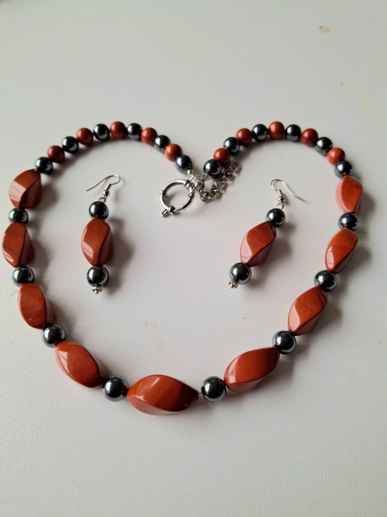 Vintage kralen.Prachtige handgemaakte ketting en oorbellen., Ophalen of Verzenden