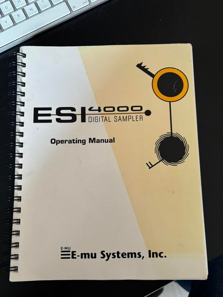 ESI 4000 sampler manual, Muziek en Instrumenten, Samplers, Ophalen, Zo goed als nieuw