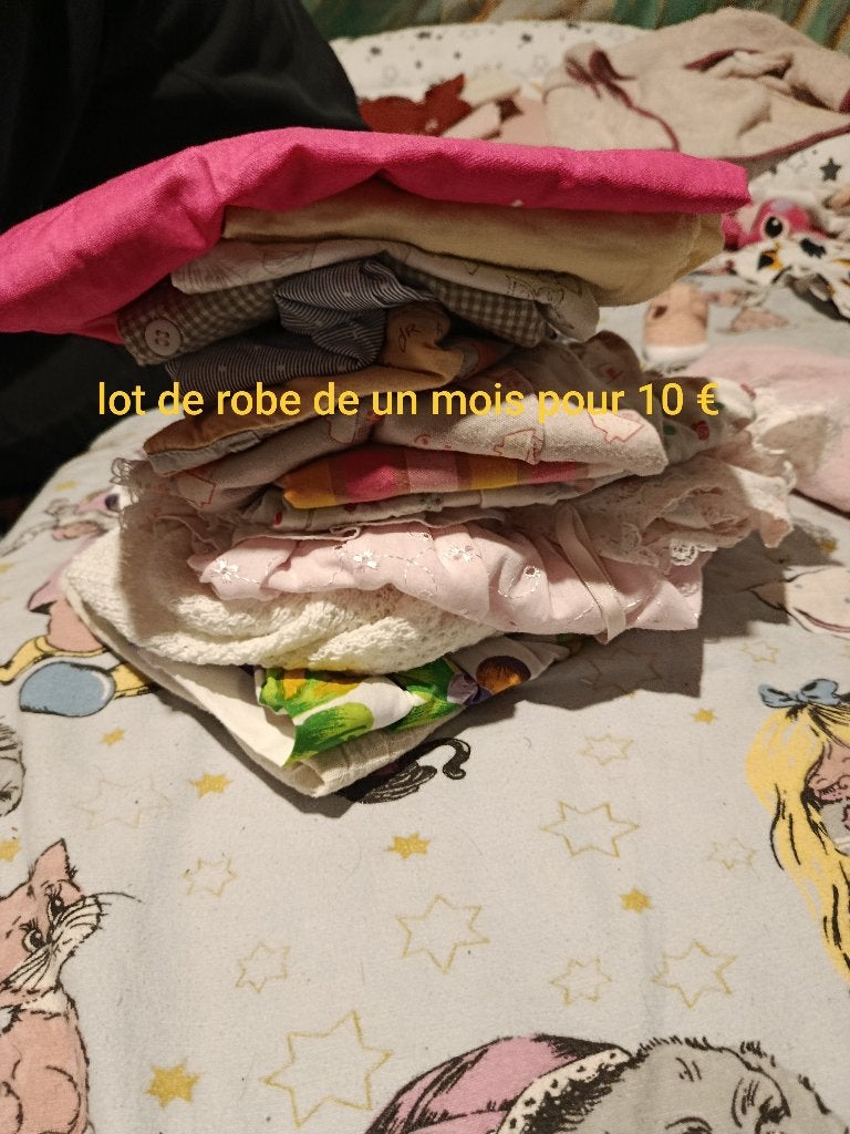 Vêtements bébé de 1 mois, Autre, Enlèvement, Comme neuf