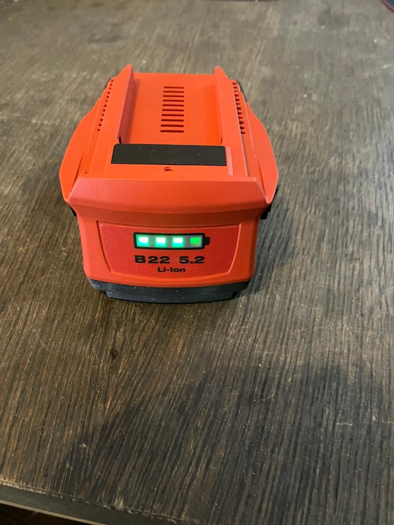 Accu Hilti B22 5.2, Doe-het-zelf en Bouw, Ophalen of Verzenden, Zo goed als nieuw