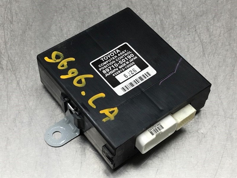 ORDINATEUR DIVERS C Lexus LS (F4) (01-1989/12-2017), Utilisé, Lexus