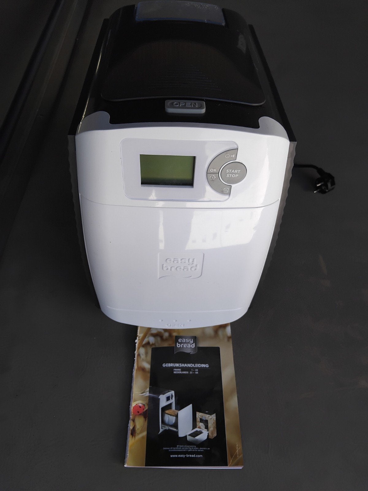 Broodmachine, easy bread manueel brood maken of via capsulle, Elektronische apparatuur, Met timer, Nieuw, Ophalen of Verzenden