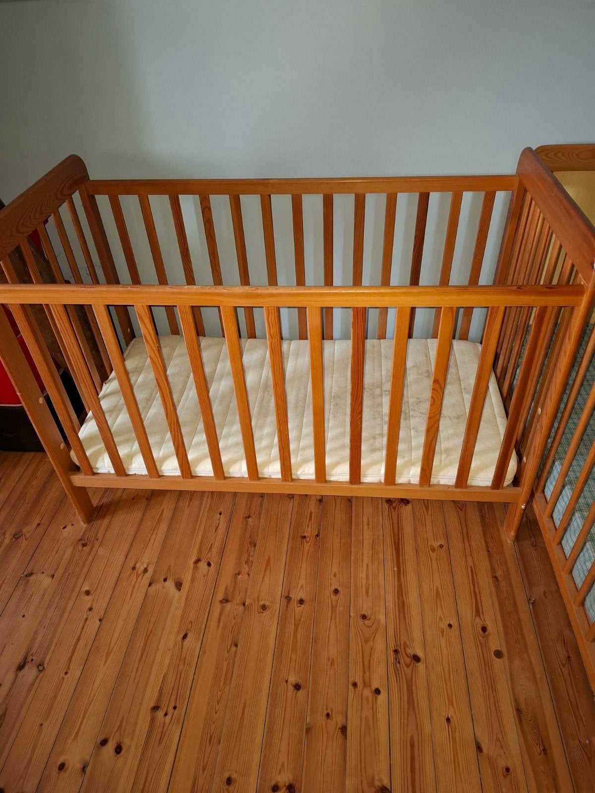 houten kinderbed/ peuter-kleuterbed, Ophalen, Gebruikt, Lattenbodem