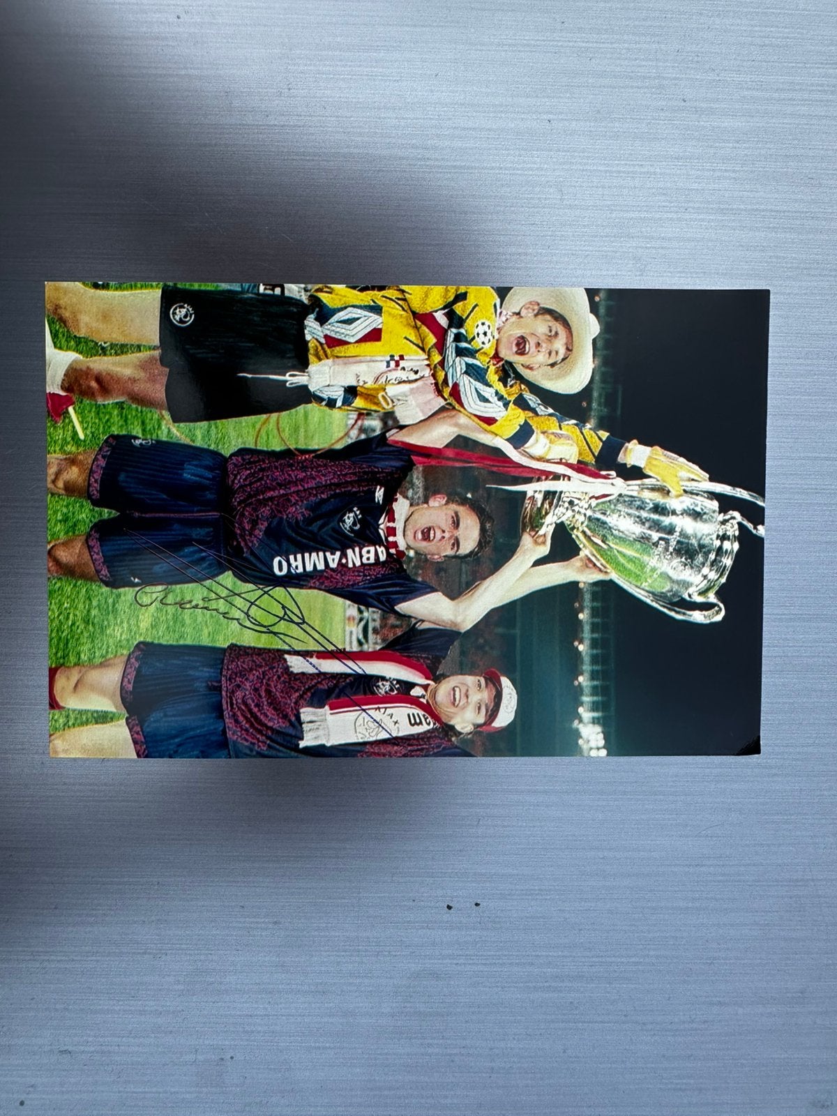 Gesigneerde foto Marc Overmars, Collections, Articles de Sport & Football, Enlèvement ou Envoi, Comme neuf