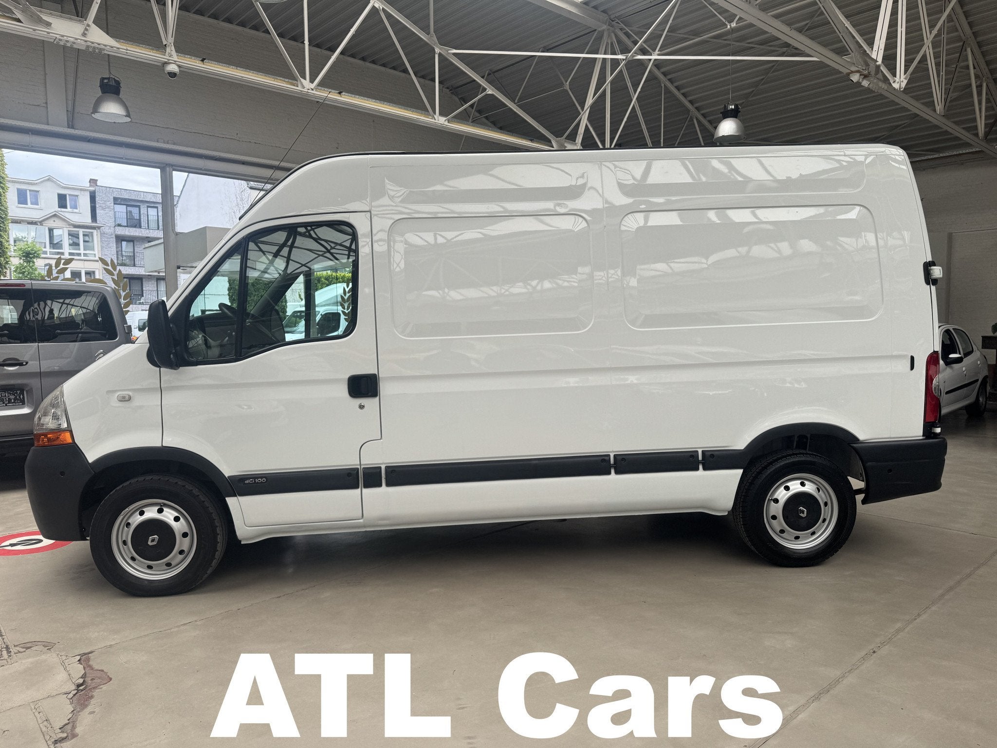 Renault Master Lichte Vracht | ! 63.000km !| 1Jaar Garantie, Auto's, Bestelwagens en Lichte vracht, Voorwielaandrijving, 4 deurs