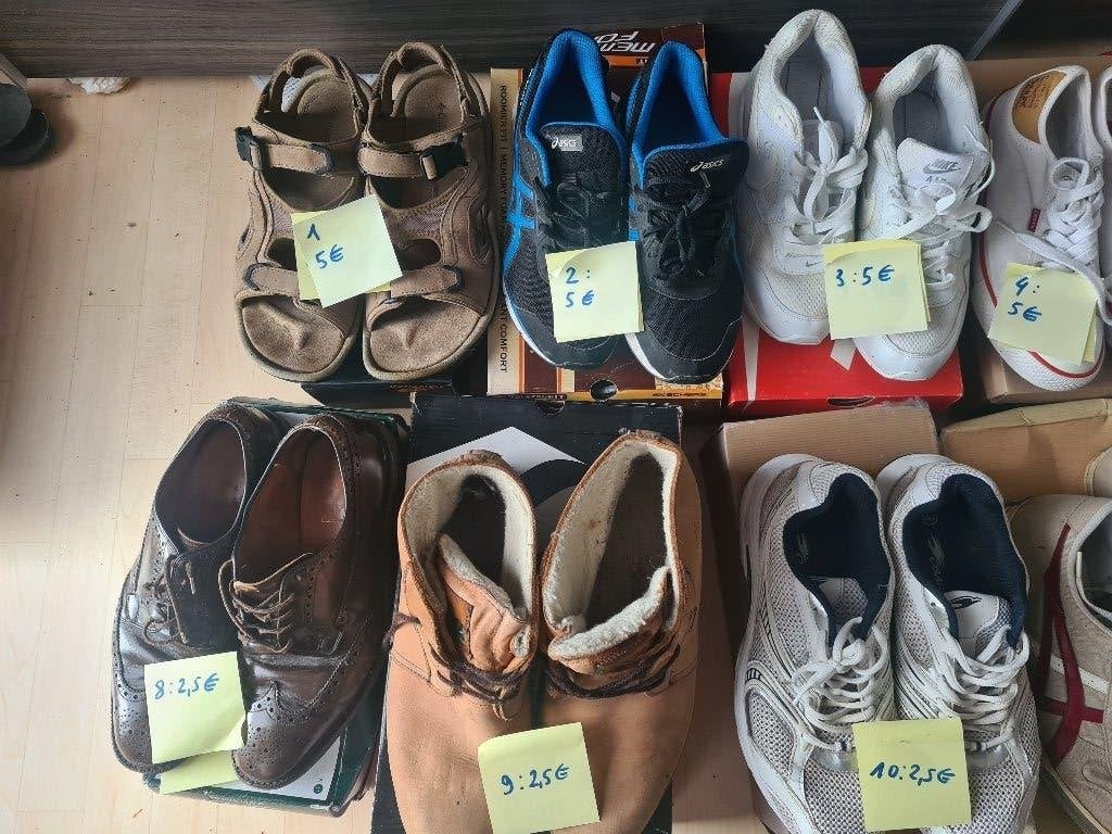 LOT schoenen, vanaf 2.5 euro per paar  ENKEL IN LOT, Vêtements | Hommes, Chaussures, Porté, Baskets, Enlèvement ou Envoi