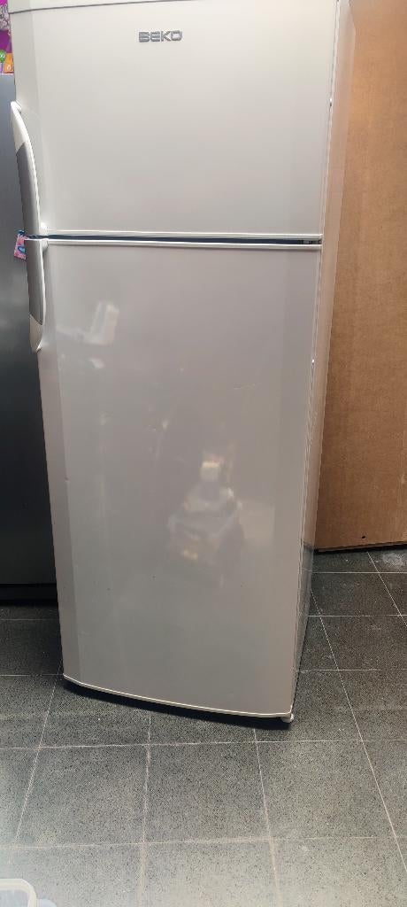 Frigo met diepvries, Elektronische apparatuur, Koelkasten en IJskasten, Ophalen, Gebruikt, Met aparte vriezer
