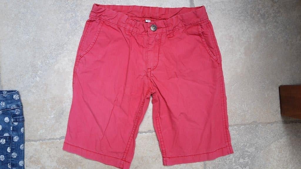 Stoere rode short mt 128, Enfants & Bébés, Vêtements enfant | Taille 128, Pantalon, Garçon, Enlèvement ou Envoi, Utilisé