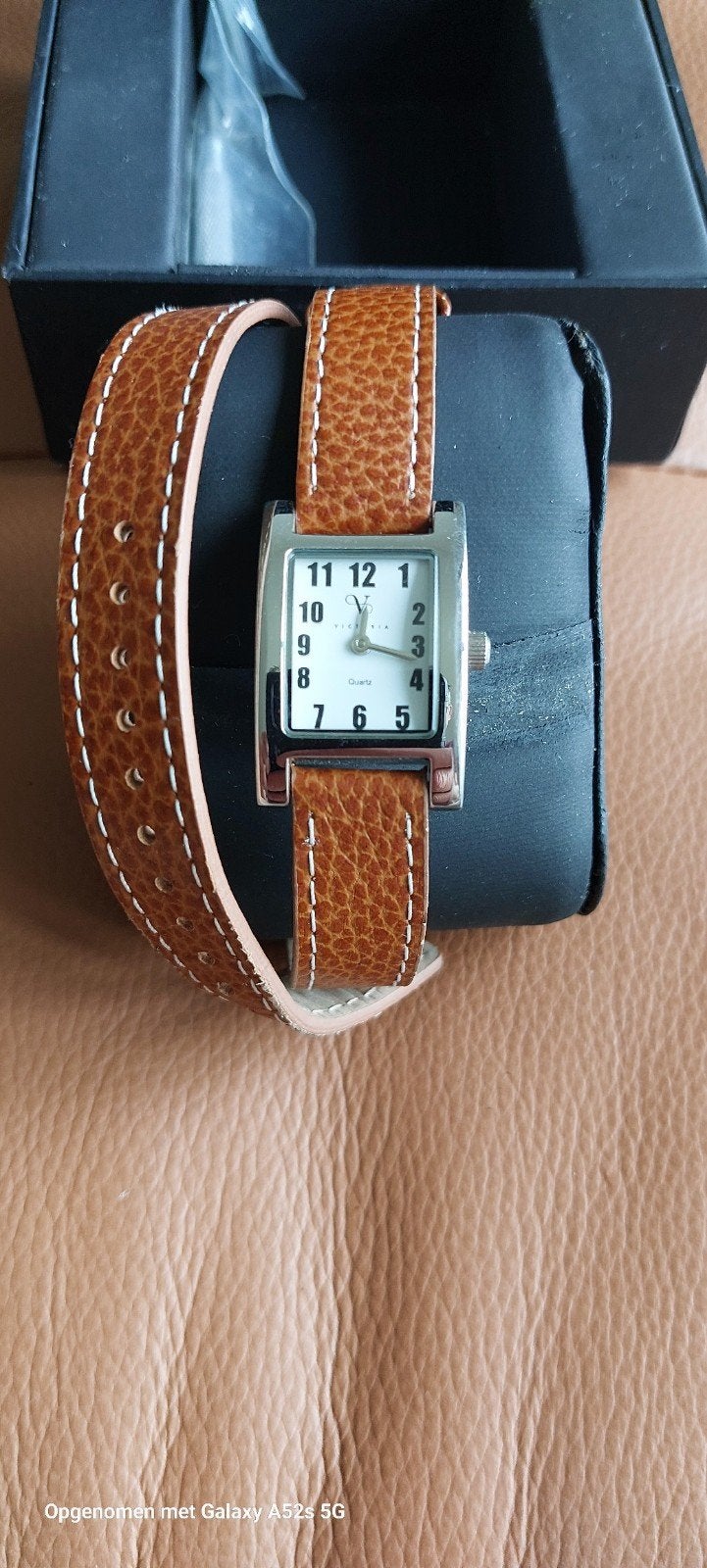 Uurwerk voor vrouwen, Ophalen