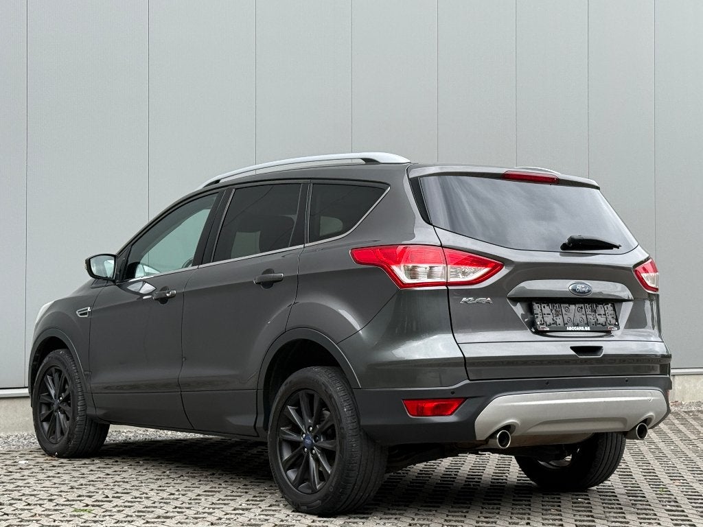 Ford Kuga 2.0 TDCi FWD Titanium Keyless Cruise Navi Euro6b, Auto's, Voorwielaandrijving, 4 cilinders, https://public.car-pass.be/vhr/4df60954-6f31-4a3f-9f32-cc125183bc97