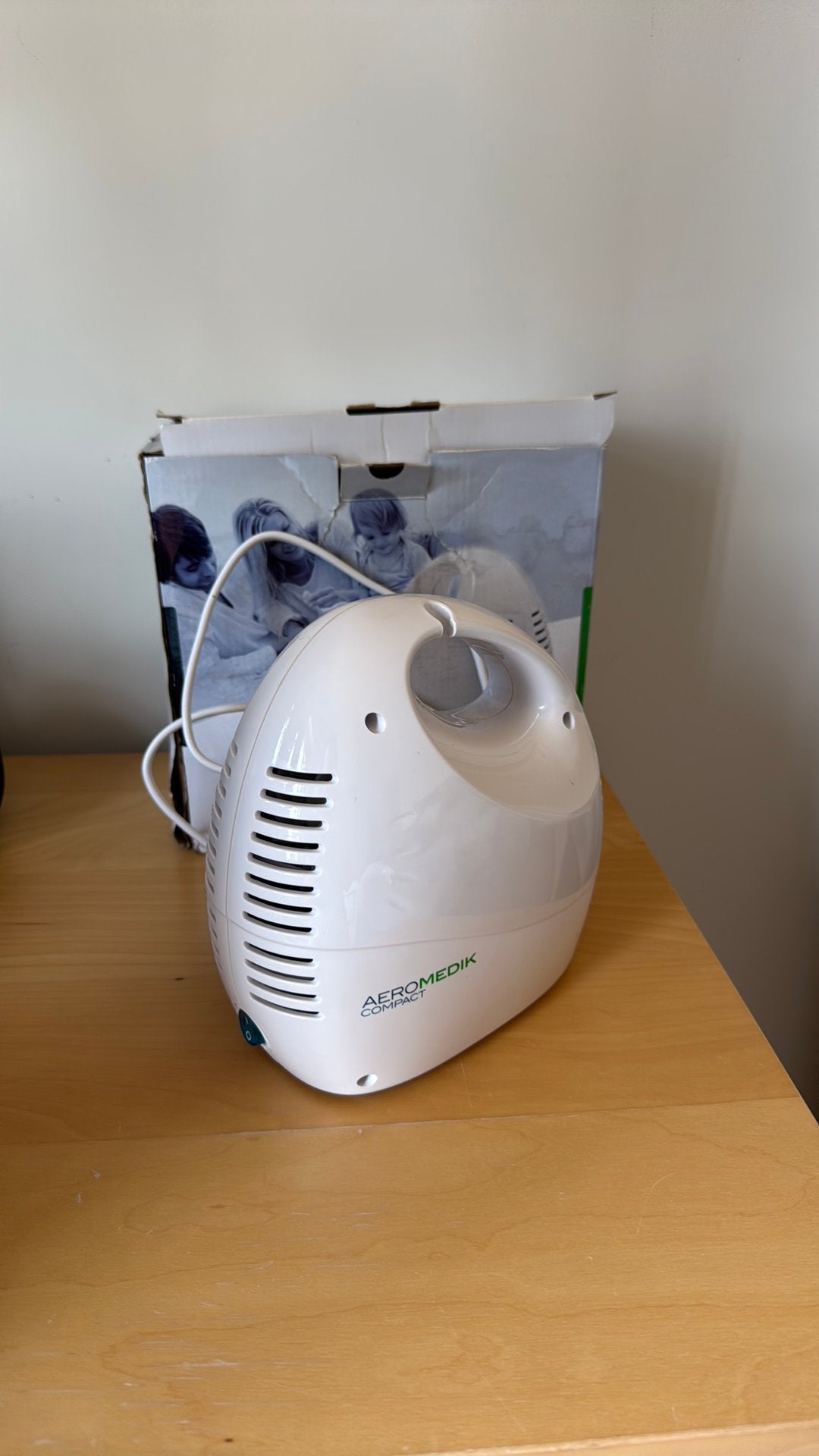 Aeromedik aerosolapparaat, Ophalen, Zo goed als nieuw