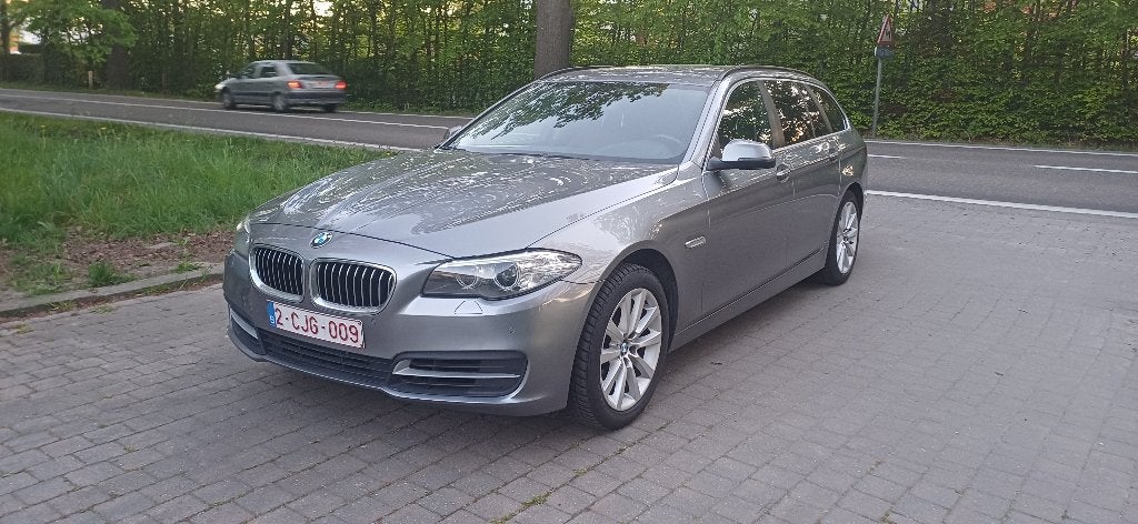 BMW 5 Reeks,205PK, Facelift 2015-123350km.Automaat,Euro 6b, Autos, BMW, 5 portes, Automatique, Particulier, Phares Bi-Xénon