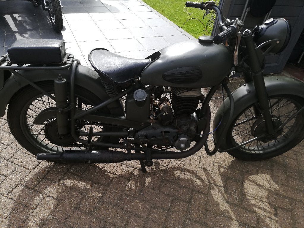 Gillet 500 1951, Motoren, Motoren | Oldtimers, Toermotor, 1 cilinder, Gebruikt, Ophalen