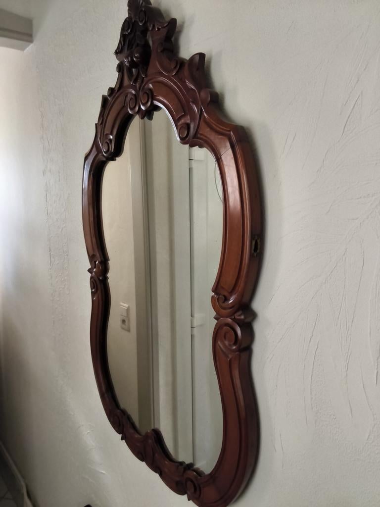 Antieke  spiegel gesculpteerd !, Antiek en Kunst, Ophalen, Ovaal, 50 tot 100 cm, 100 tot 150 cm