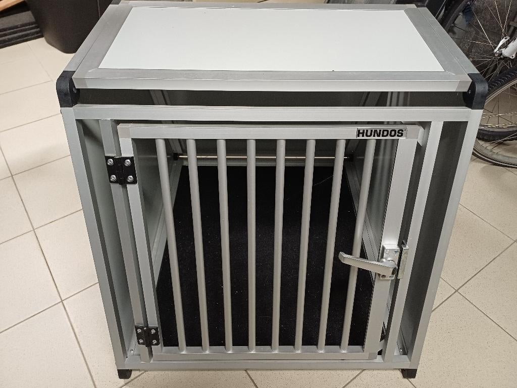 Hundos Autobench Max M - Nieuwstaat, Dieren en Toebehoren, Ophalen, Zo goed als nieuw