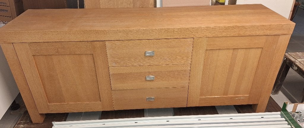 Buffet en chêne naturel, 200 cm ou plus, Avec tablette(s), Enlèvement, Utilisé